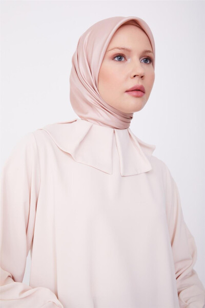 Pleated and allergenic blouse, code 23K3416, Vanilla color. - 1