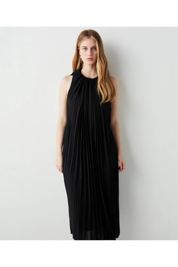 Pleated Dress - 5