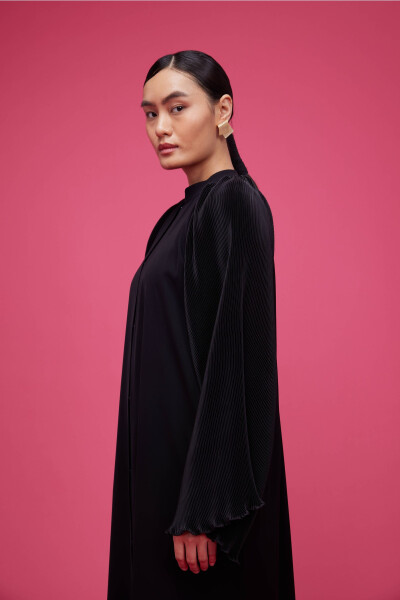 Pleated Sleeve Abaya Black - 4