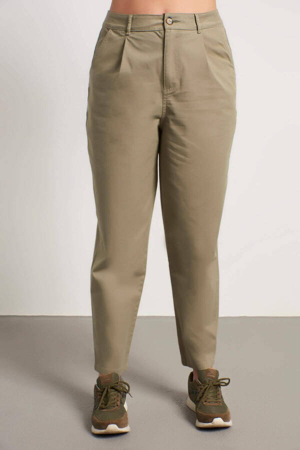 Pleated Slouchy Pants - 2