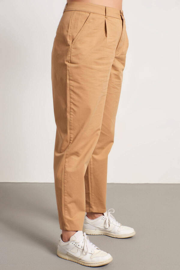 Pleated Slouchy Trousers - 3