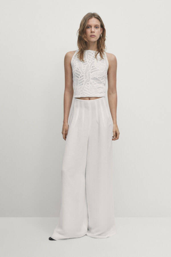 Pleated wide leg pants. - 1