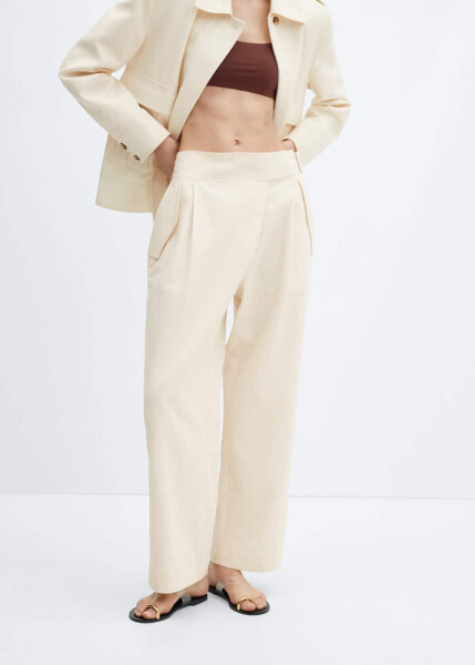 Pleated Wide-Leg Trousers - 3