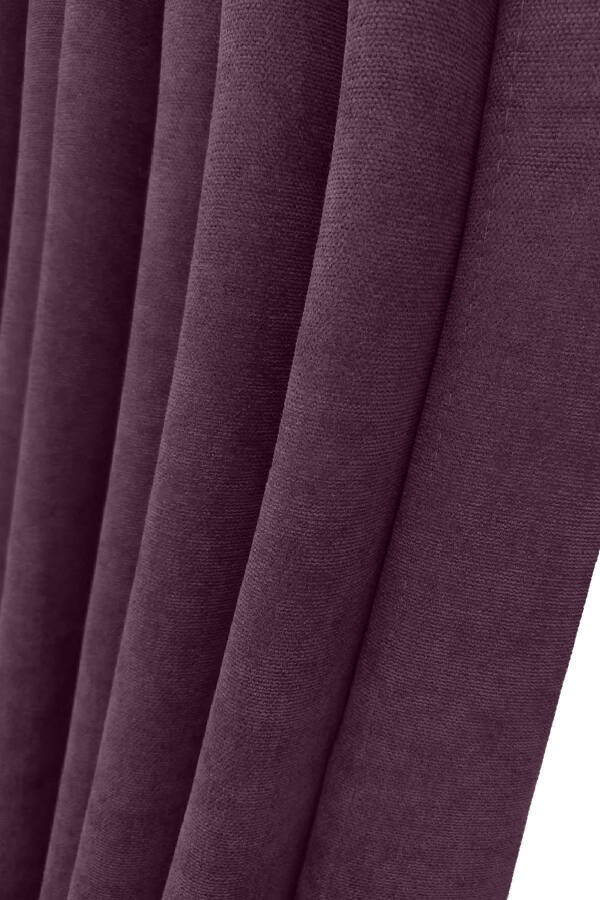 Plum Solid Color Blackout Curtain, Plain Straight Sewing, Extrafor Pleating, Single Panel - 1