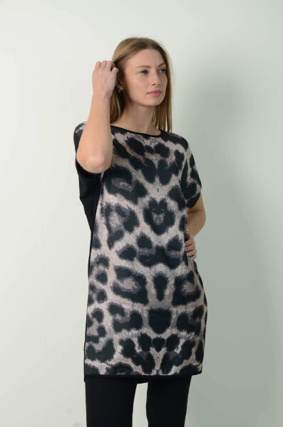 Plus Size Front Satin Leopard Tunic FR887 - 17