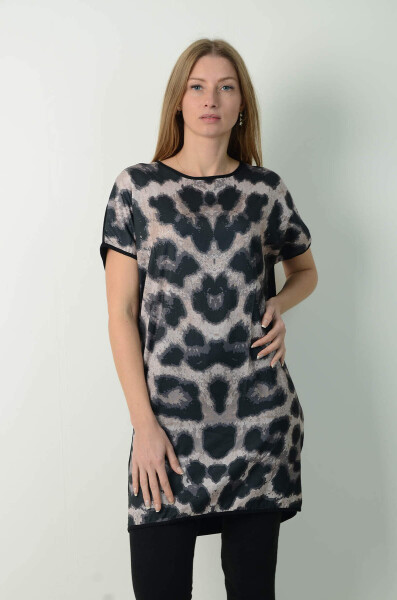 Plus Size Front Satin Leopard Tunic FR887 - 21