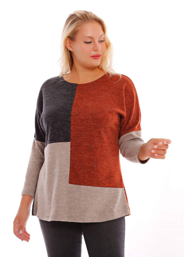 Plus size, low armhole, asymmetric cut tile knit blouse. - 4