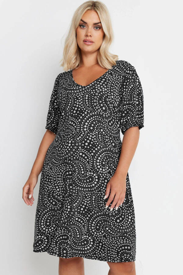 Plus Size V-Neck Elastic Sleeve Printed Short Dress 137992 - 1