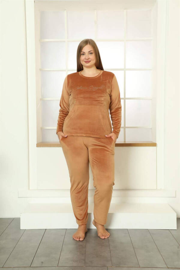 Plus Size Women's Velvet Pajama Set 9074 - 4