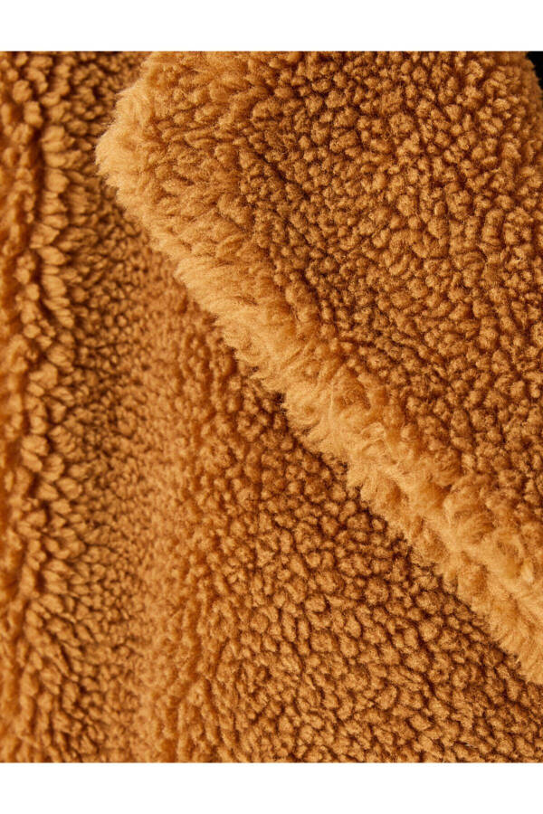 Plush coat - 6