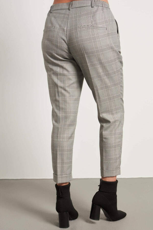 Pocket Detailed Slim Fit Classic Trousers - 5