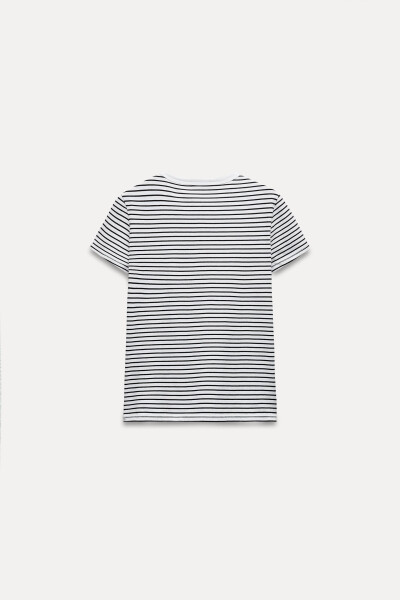 Pocketed T-Shirt-Striped - 9