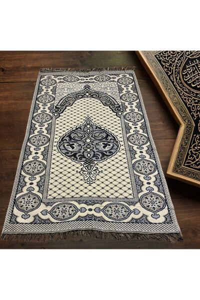 Prayer rug for Hajj and Umrah, wholesale and retail. - 1