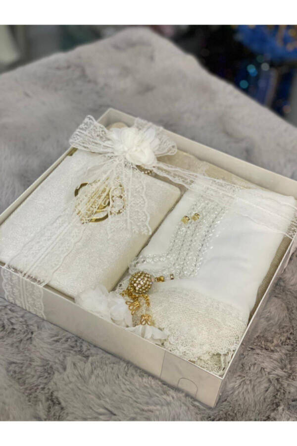 Prayer rug set, bridal trousseau, gift set. - 1