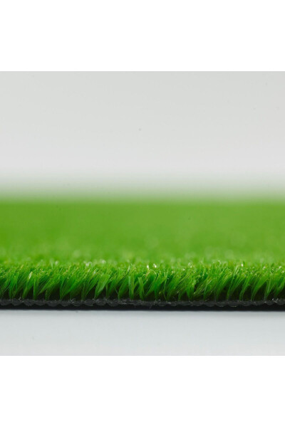 Premium Quality Artificial Grass Carpet Suitable for Outdoor and Indoor Balcony and Garden Decorative 7 Mm - 10