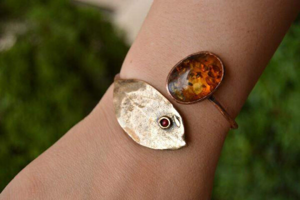 Pressed Amber Handmade Women's Bracelet - 3