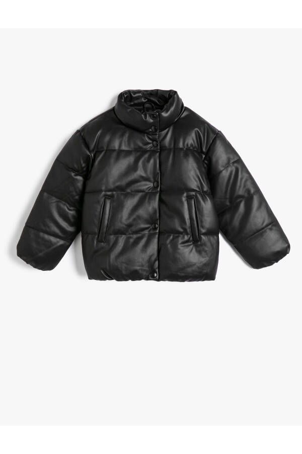 Puffer jacket, stand collar, zippered pocket, buttoned. - 1