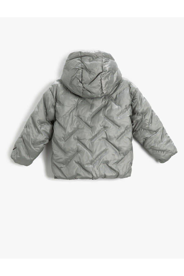 Puffer jacket with hood and quilting. - 2