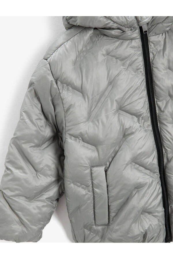 Puffer jacket with hood and quilting. - 3