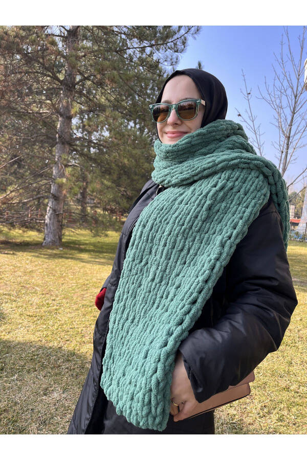 Puffy Soft Large Scarf Green - 11