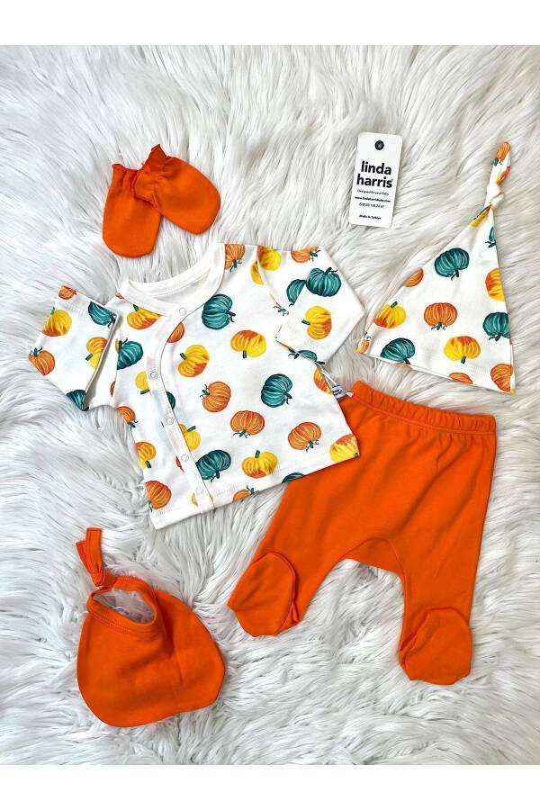 Pumpkin Pattern Orange 5-Piece Newborn Unisex Baby Hospital Discharge Set - 3