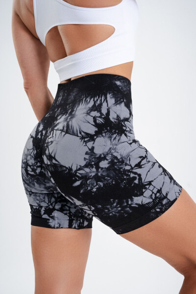 Push-up detallari bilan sport batik shortilar - 5