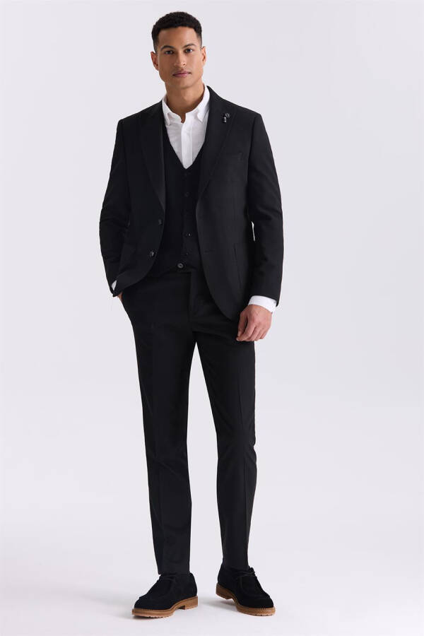 Qora Slim Fit o'tkir yoqali naqshli sport ko'ylagi - 2