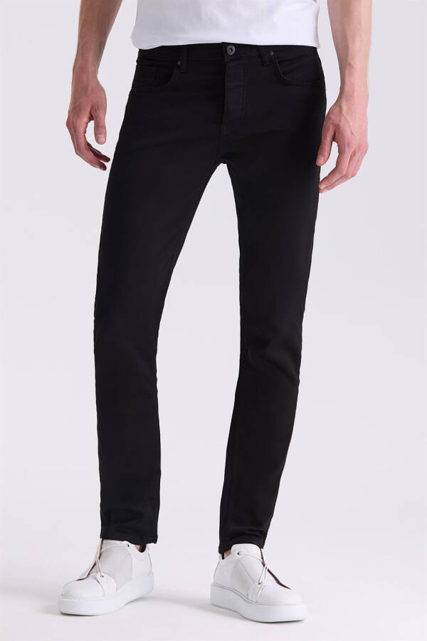 Qora Slim Fit Paxta Jean Shimlari - 1