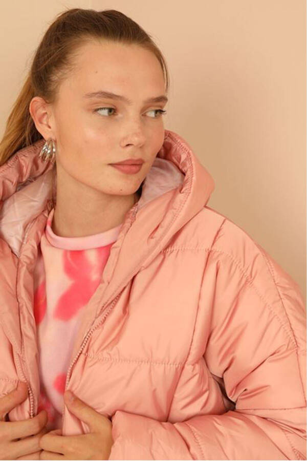 Quilted Fabric Zippered Collar Short Oversized/Loose Women's Jacket - Rose Quartz - 13