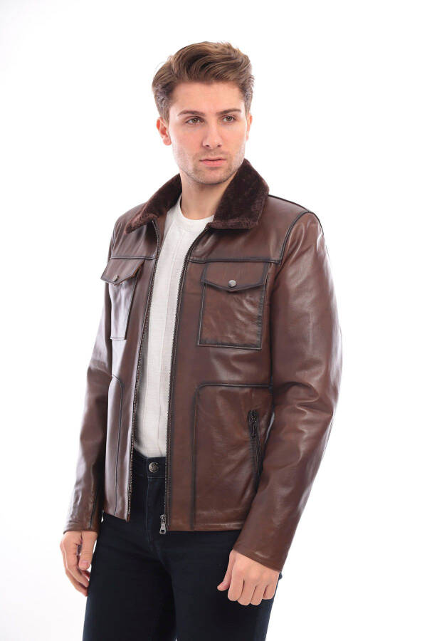 Real leather men's jacket with fur collar. - 1