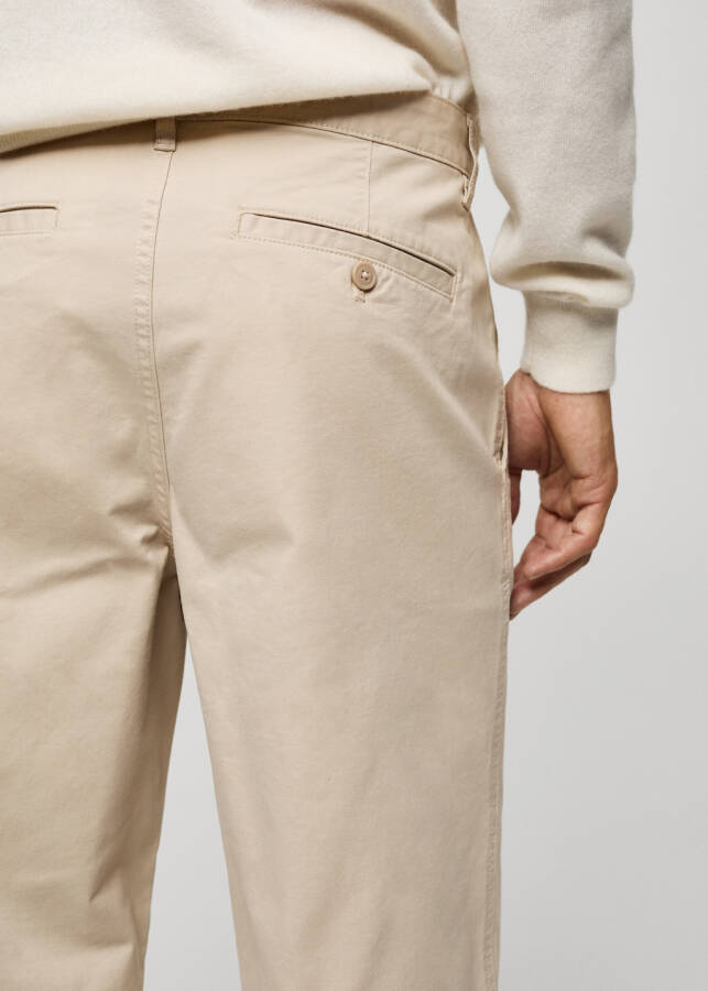 Regular fit cotton pants with pleats - Sand beige. - 3