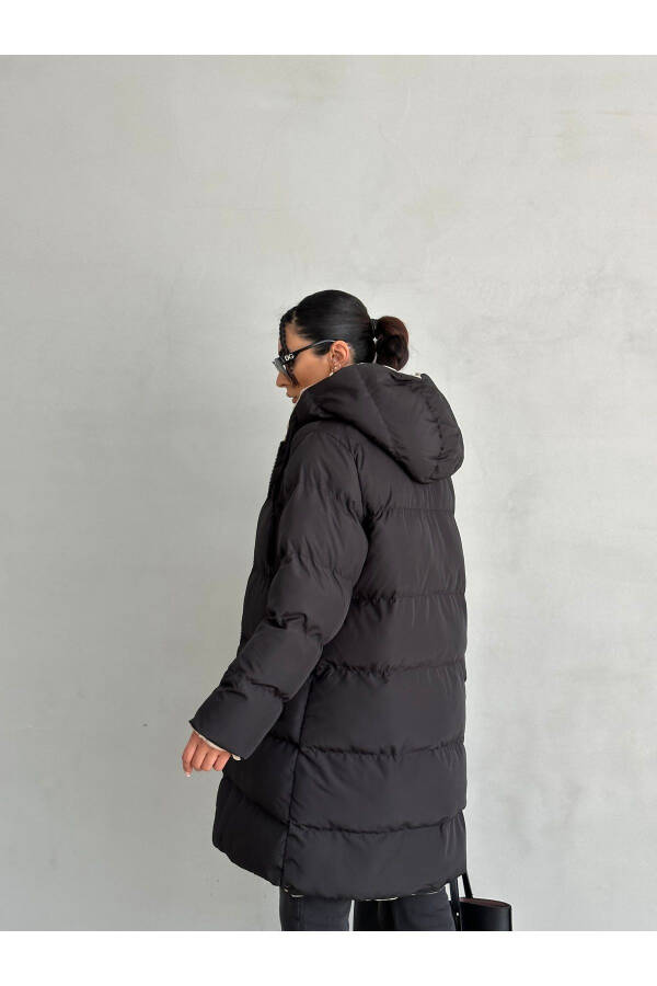 Regular Fit Double-Sided Long Puffer Jacket - 7