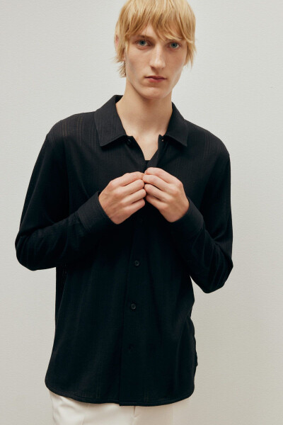 Regular fit jersey shirt with lace detail. - 1