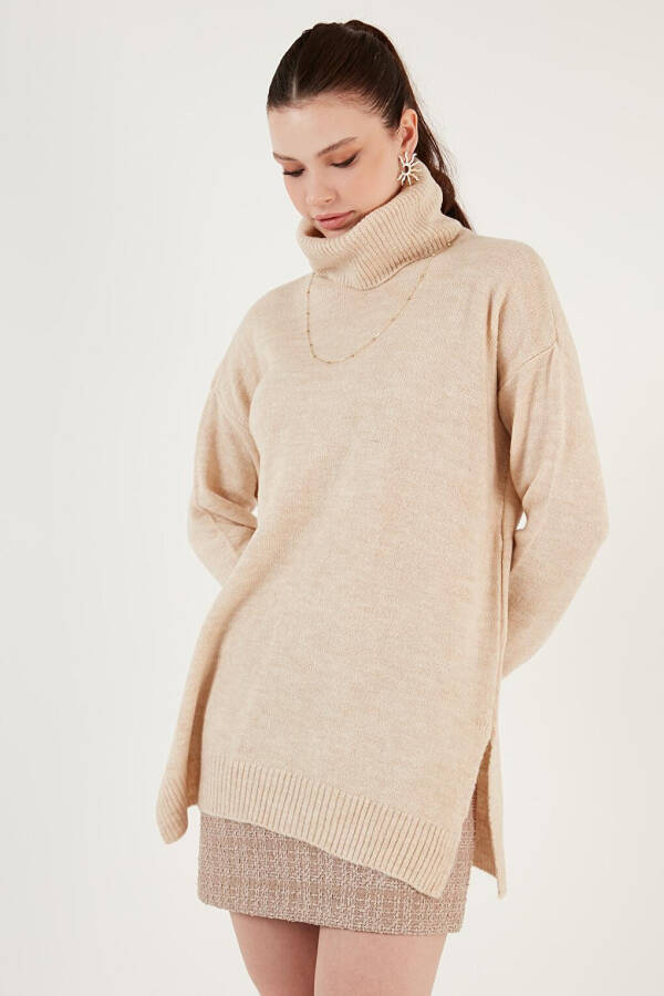 Regular Fit Long Knit Sweater with Side Slits and Turtleneck 4616141 - 1