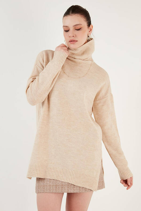 Regular Fit Long Knit Sweater with Side Slits and Turtleneck 4616141 - 3