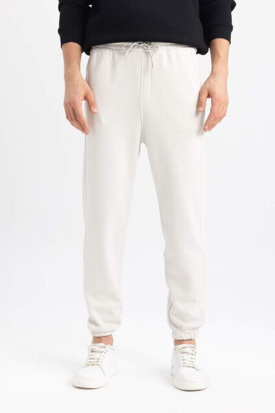 Regular Fit Sweatpants with Pockets - 7