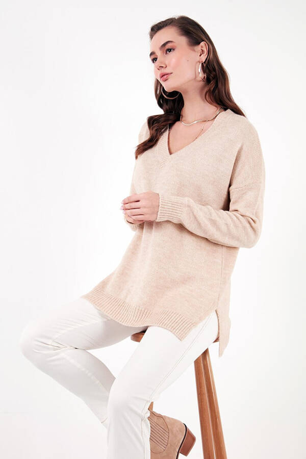 Regular Fit V-Neck Sweater 4616140 - 7