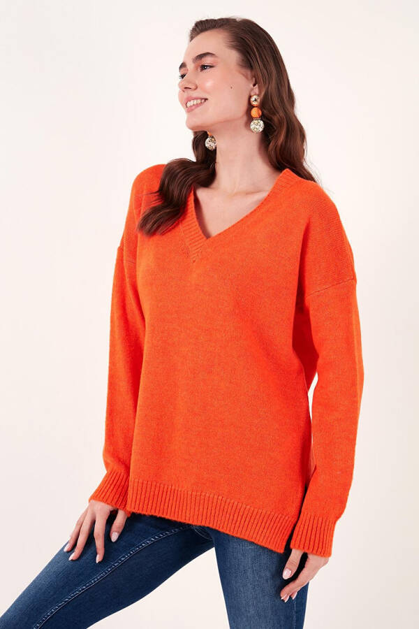 Regular Fit V-Neck Sweater 4616140 - 9