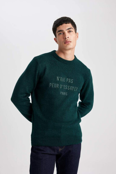 Relax Fit Crew Neck Knit Sweater (Dark Green) - 1