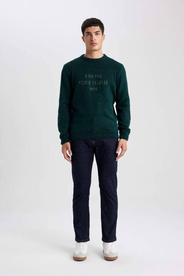 Relax Fit Crew Neck Knit Sweater (Dark Green) - 2