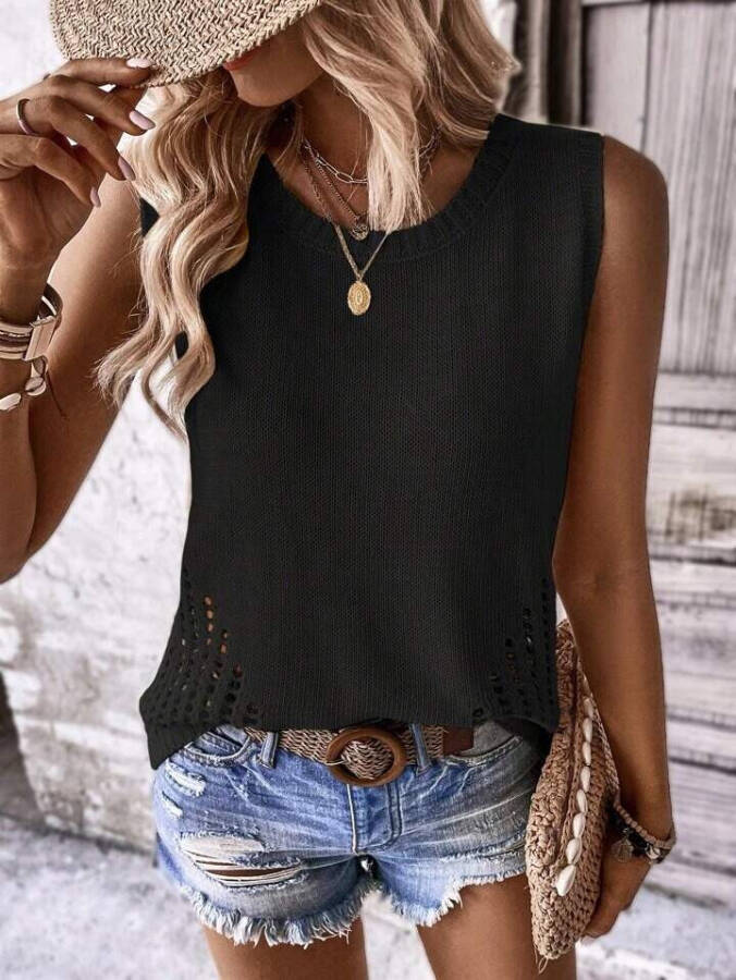 Ribbed blouse with lace detail, round neck, sleeveless. - 3