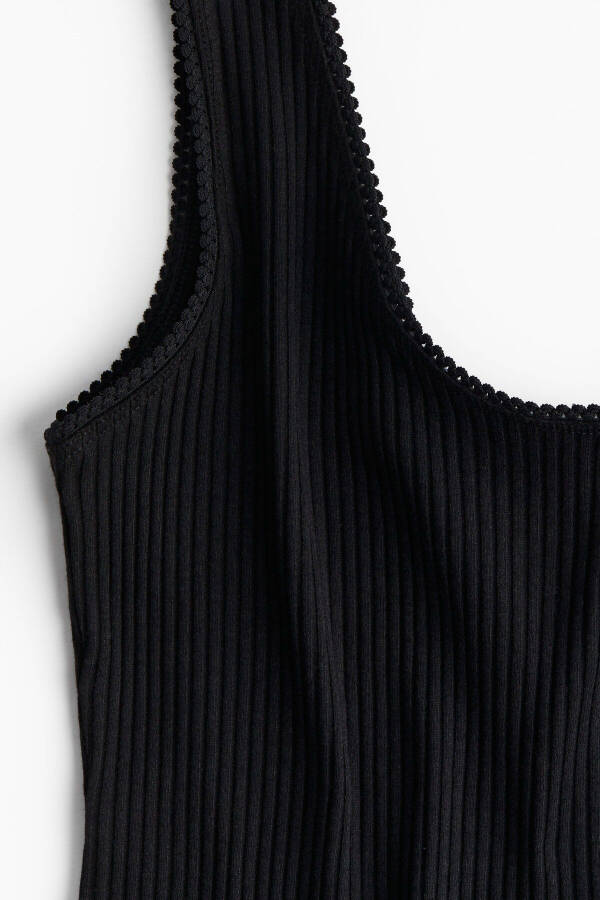 Ribbed Sleeveless Top - 6