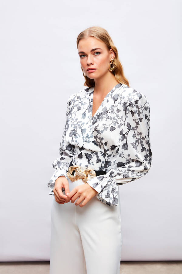 Ruffle Sleeve Satin Blouse - BLACK - 13