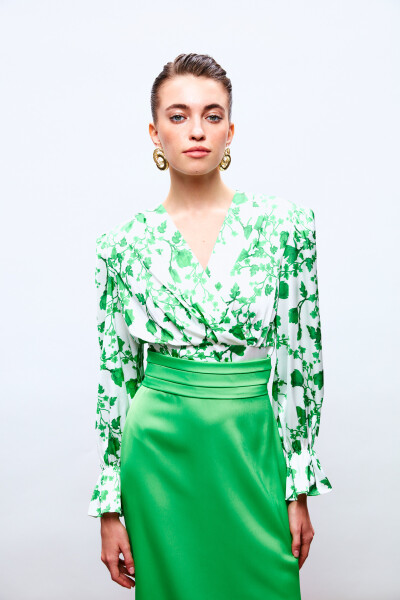 Ruffled Sleeve Satin Blouse - GREEN - 6