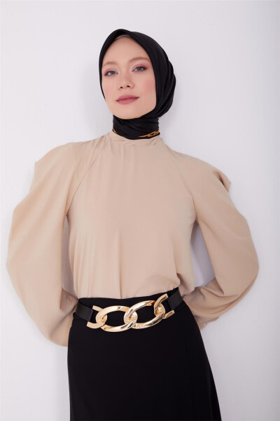 Satin blouse with shoulder detail. Model code: 23Y3310, Color: Latte - 3