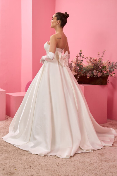 Satin Wedding Dress with White Ribbon Detail and Hand Fan Gift - 6