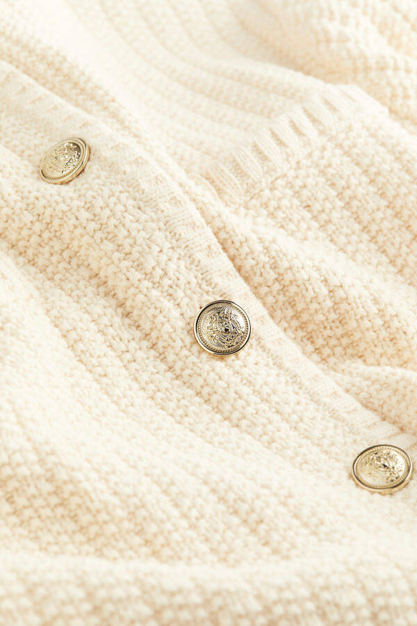 Short knit cardigan - 6