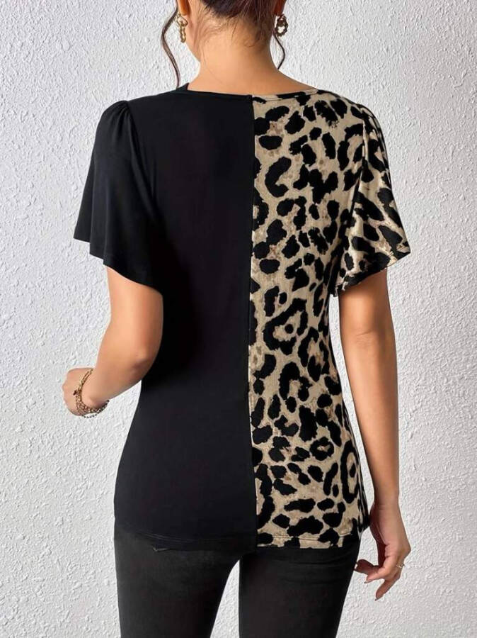 Short-sleeved viscose blouse with leopard print, stripe detail and V-neck. - 2