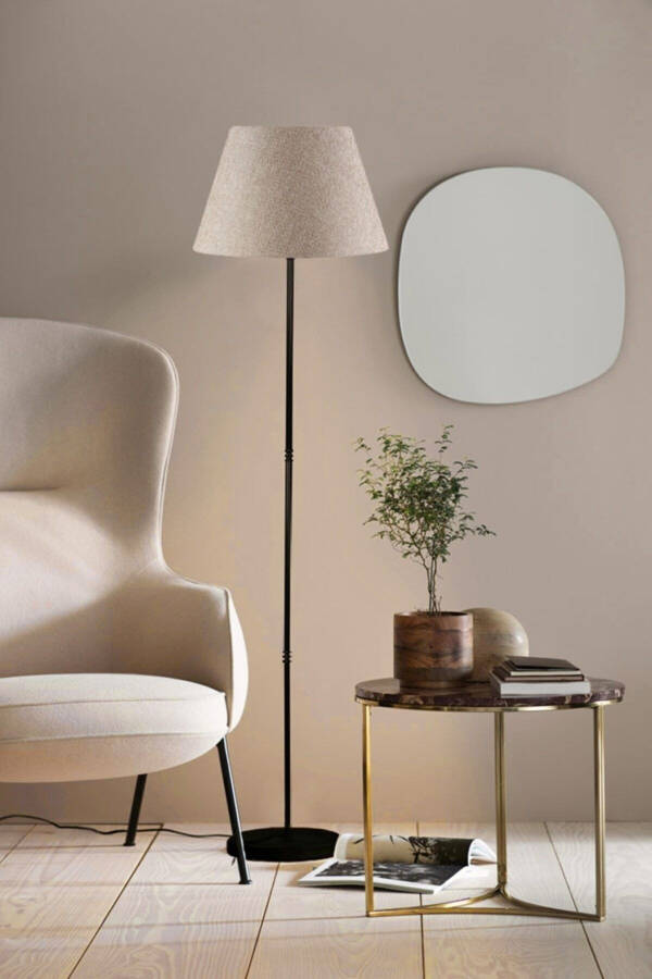 Single-Leg Floor Lamp Black Metal Shade Beige Head 7305 - 3