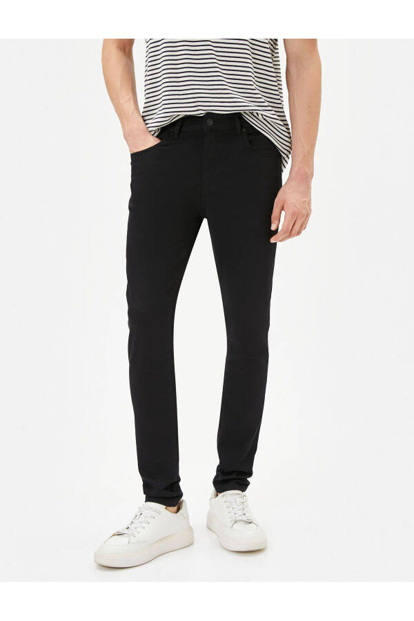 Skinny Fit Jeans by Michael Jean. - 17